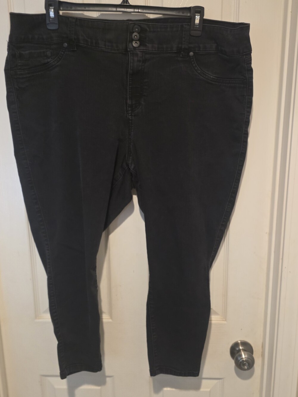 Torrid Super Stretch Black Jeggings Jeans Plus Size 26R High Rise Skinny
